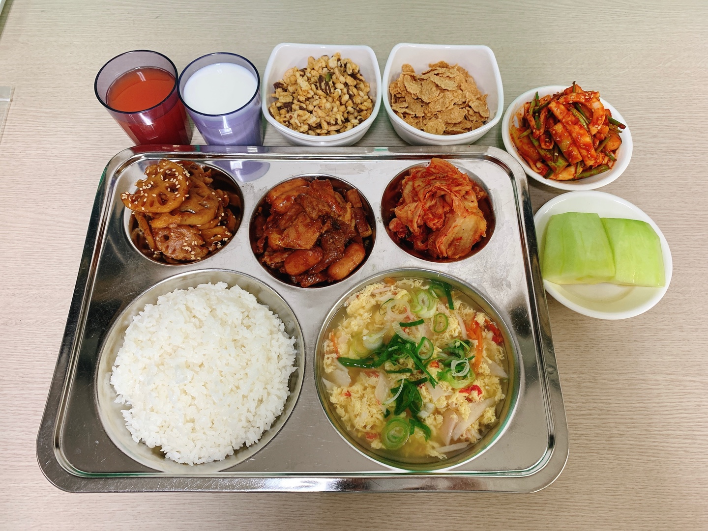 ���Ļ���